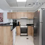 Continental Tower, Dubai Marina - Mint Stay